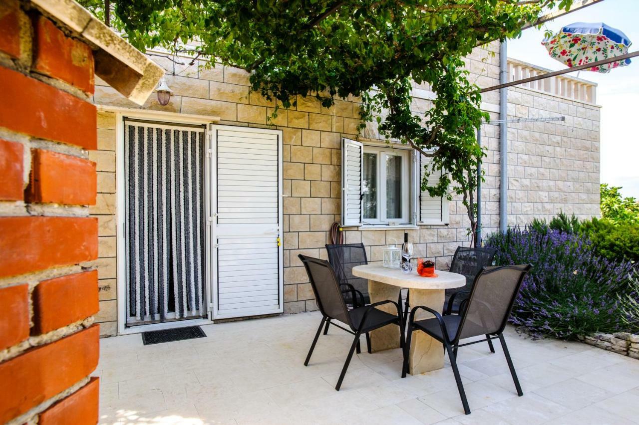Great View Apartment Сутиван Екстериор снимка