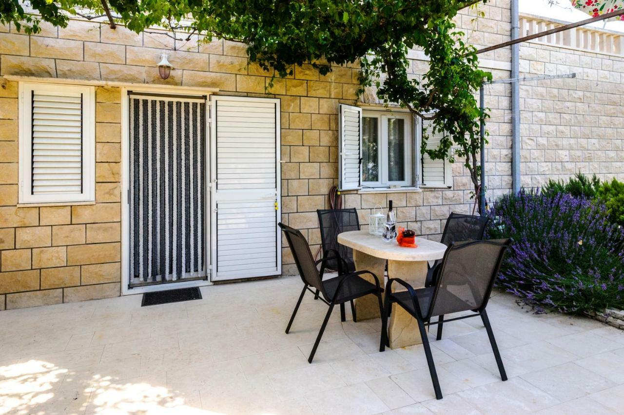 Great View Apartment Сутиван Екстериор снимка